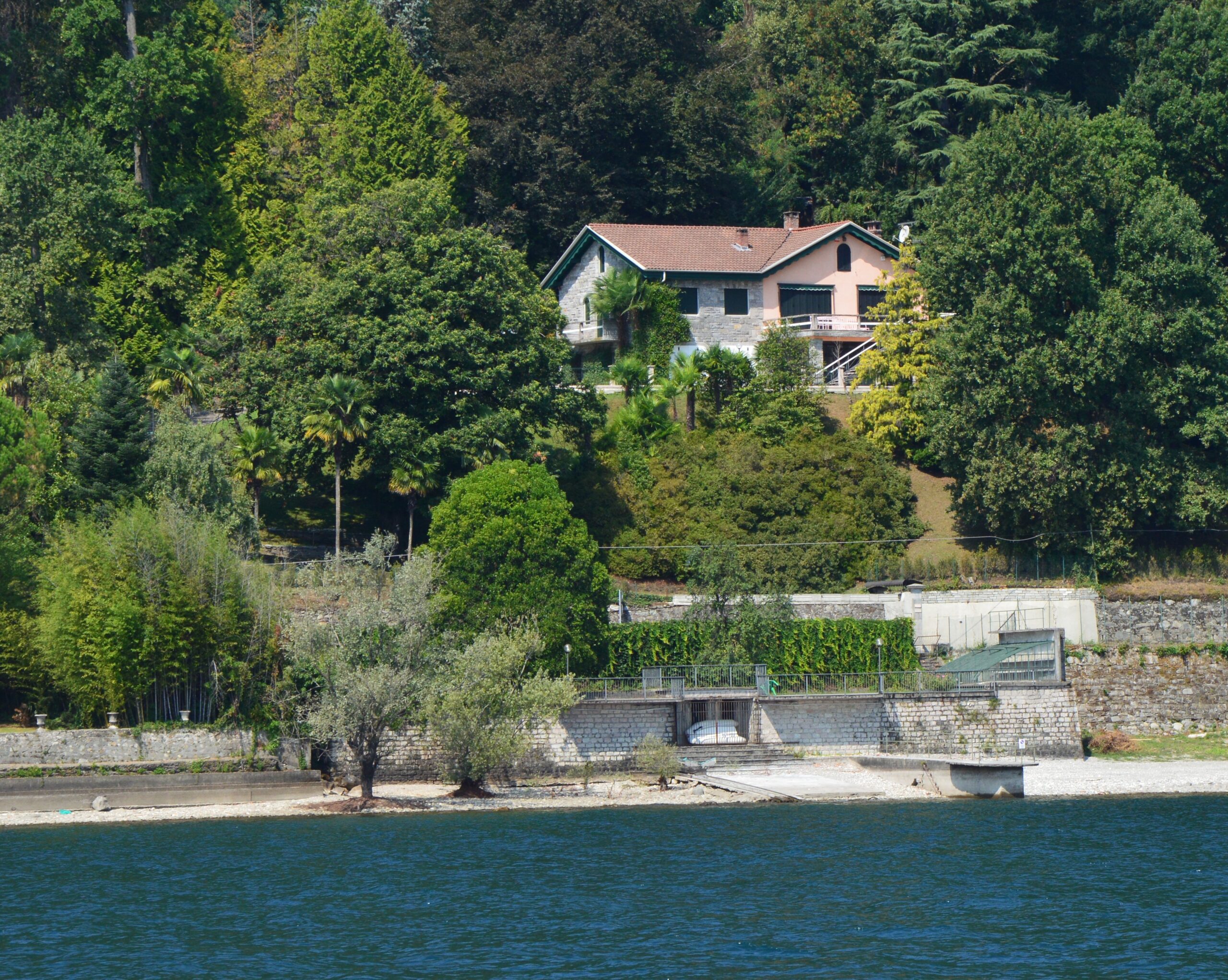 Villa vista lago a Belgirate